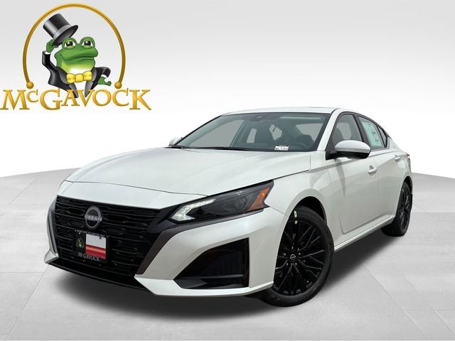 2026 Nissan Altima 2.5 SV in Pearl White Tricoat — front three-quarter view