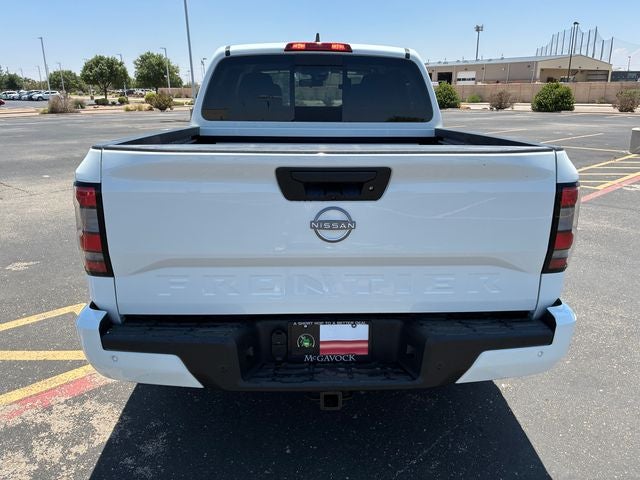 2026 Nissan Frontier — detail view